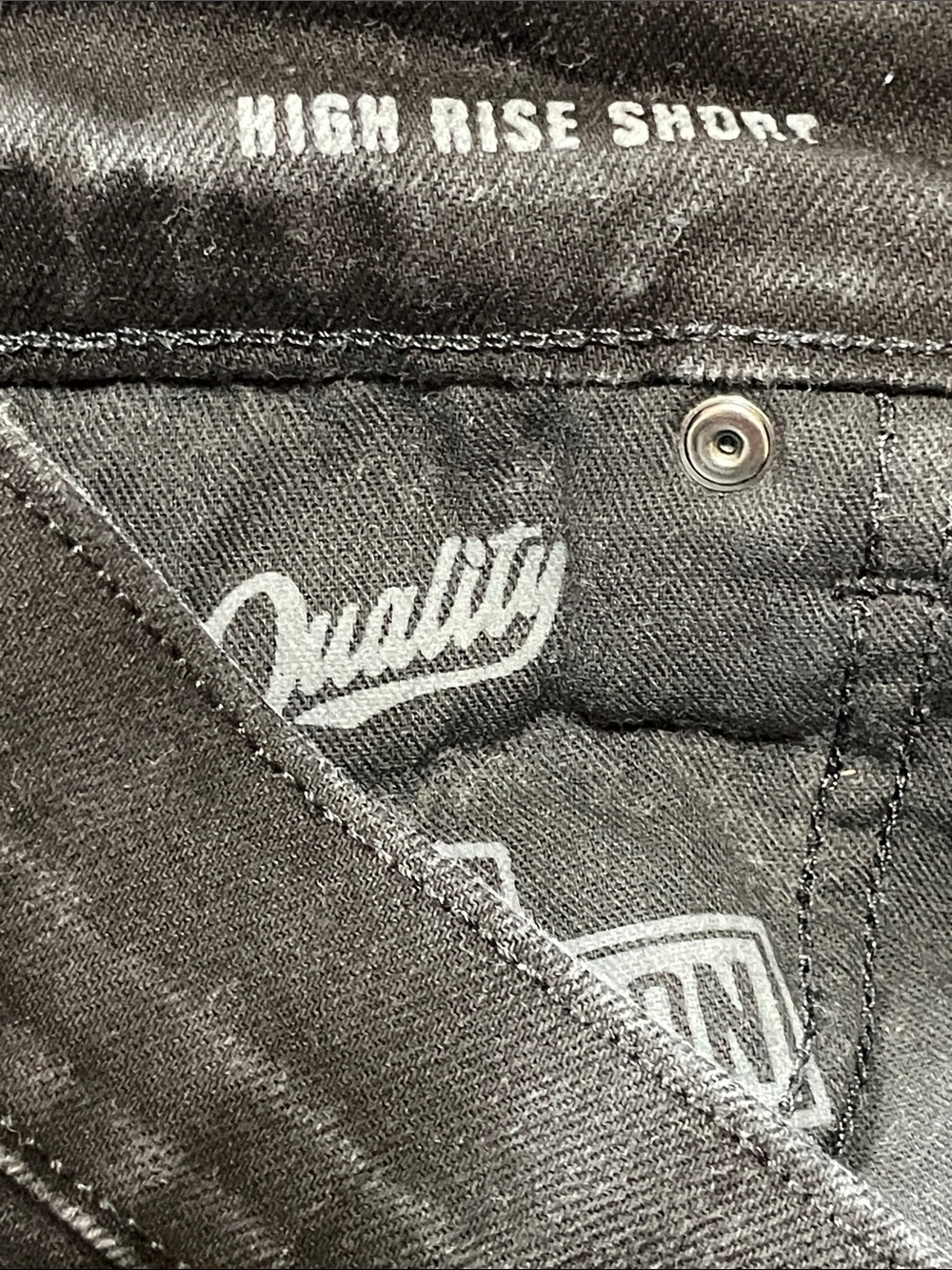 Harley-Davidson Women's Black Hi Rise Shorts. NWOT. Size 31. - Picture 8 of 10